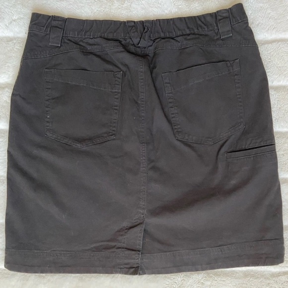 Duluth Trading Co Black Mini Skirt - Picture 2 of 9